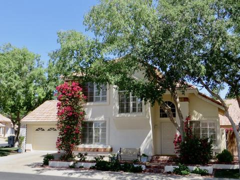 3916 E Gail Dr, Phoenix, AZ 85044 photo 1