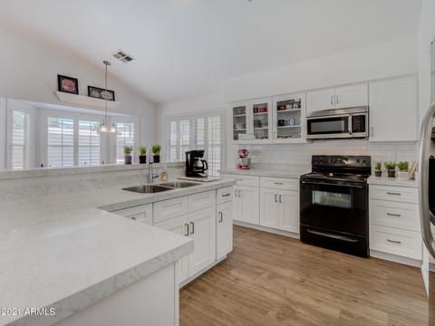 2124 E Cathedral Rock Dr, Phoenix, AZ 85048 photo 7