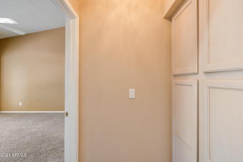 2551 E Taro Ln, Phoenix, AZ 85050 photo 13