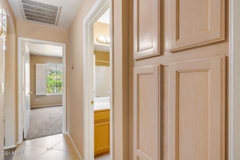 2551 E Taro Ln, Phoenix, AZ 85050 photo 21