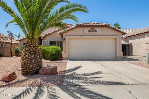 2551 E Taro Ln, Phoenix, AZ 85050 photo 1