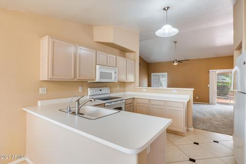 2551 E Taro Ln, Phoenix, AZ 85050 photo 9