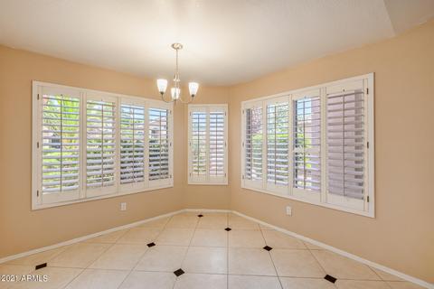 2551 E Taro Ln, Phoenix, AZ 85050 photo 11