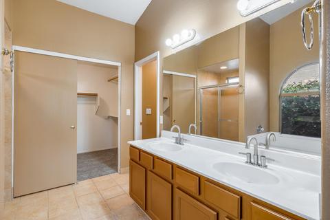 2551 E Taro Ln, Phoenix, AZ 85050 photo 17