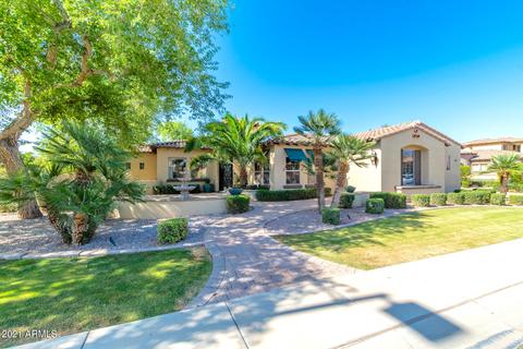 2943 E Warbler Rd, Gilbert, AZ 85297 photo 1