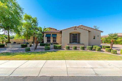 2943 E Warbler Rd, Gilbert, AZ 85297 photo 2