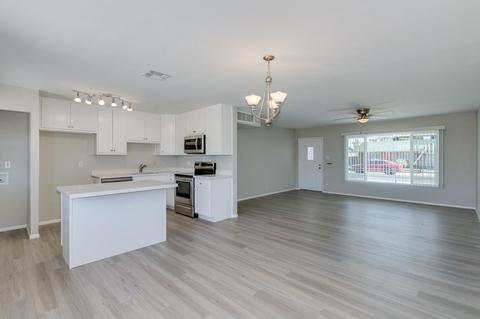 3942 W Stella Ln, Phoenix, AZ 85019 photo 6