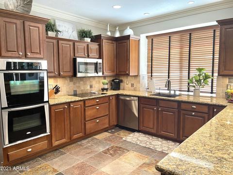 769 E Mountain Sky Ave, Phoenix, AZ 85048 photo 4
