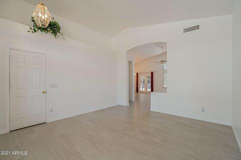 1152 E Baylor Ln, Gilbert, AZ 85296 photo 8