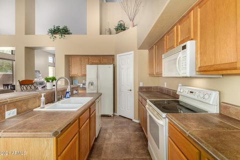 3243 E Canyon Creek Dr, Gilbert, AZ 85295 photo 13