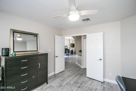 4034 E Round Hill Dr, Phoenix, AZ 85028 photo 17