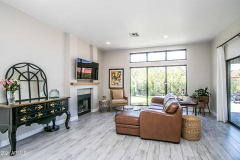 4034 E Round Hill Dr, Phoenix, AZ 85028 photo 6