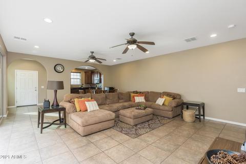 3785 E Hans Dr, Gilbert, AZ 85296 photo 4