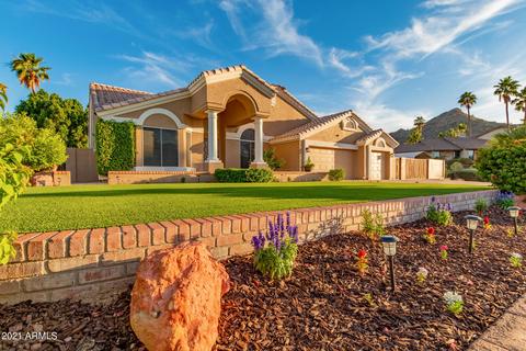 2801 E Winchcomb Dr, Phoenix, AZ 85032 photo 4