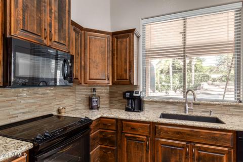 2801 E Winchcomb Dr, Phoenix, AZ 85032 photo 23