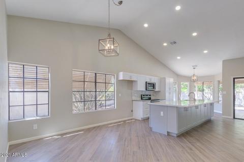 5231 E Greenway Cir, Mesa, AZ 85205 photo 8