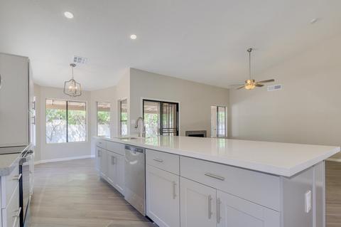 5231 E Greenway Cir, Mesa, AZ 85205 photo 14