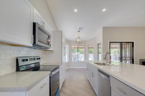 5231 E Greenway Cir, Mesa, AZ 85205 photo 11
