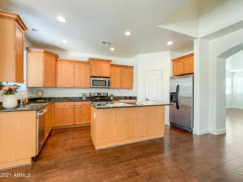 3560 E Constitution Dr, Gilbert, AZ 85296 photo 5