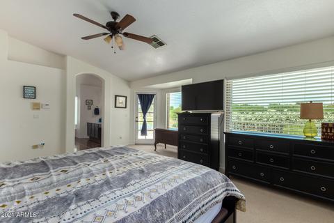 644 E Hearne Way, Gilbert, AZ 85234 photo 19