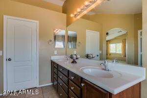 2405 E Rustling Oaks Ln, Phoenix, AZ 85024 photo 31