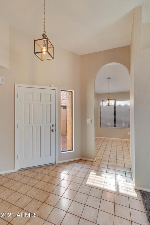 48 E Greentree Dr, Tempe, AZ 85284 photo 4