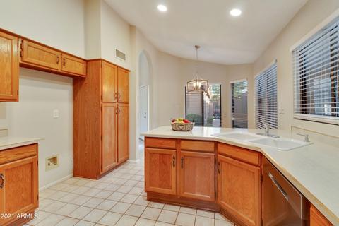48 E Greentree Dr, Tempe, AZ 85284 photo 11