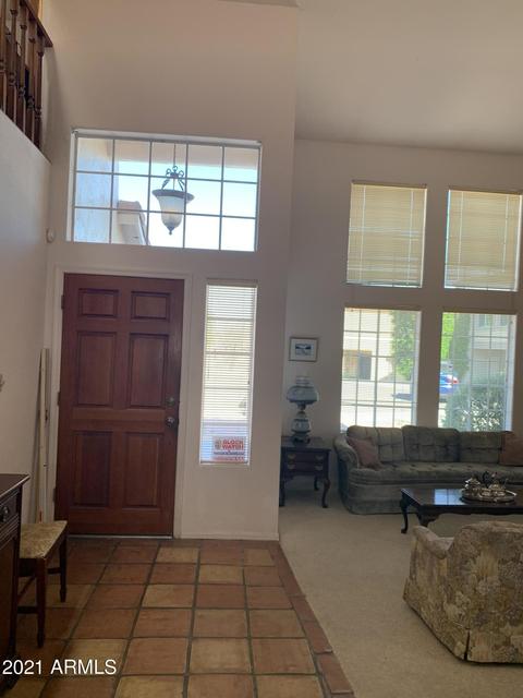 1713 E Gelding Dr, Phoenix, AZ 85022 photo 2