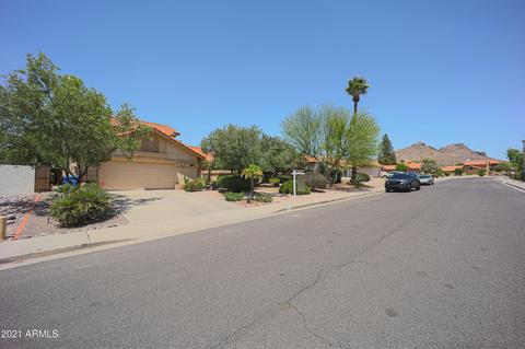 816 E Forest Hills Dr, Phoenix, AZ 85022 photo 2