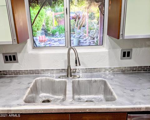 2440 E Fairmount Ave, Phoenix, AZ 85016 photo 6