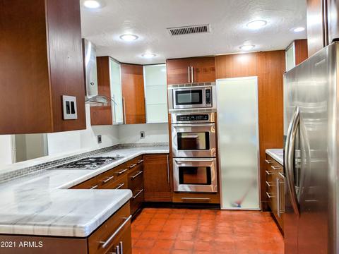 2440 E Fairmount Ave, Phoenix, AZ 85016 photo 3