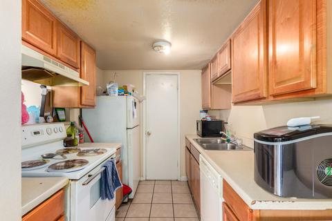 6836 W Devonshire Ave, Phoenix, AZ 85033 photo 9