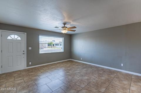 901 E Orchid Ln, Phoenix, AZ 85020 photo 9