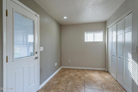 901 E Orchid Ln, Phoenix, AZ 85020 photo 17