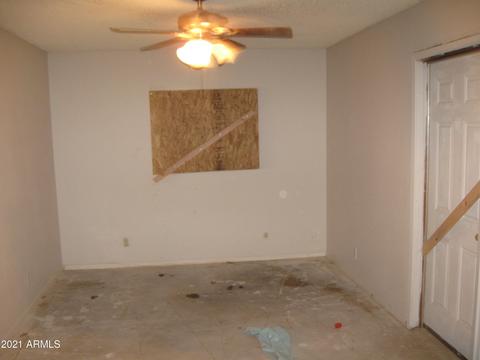 8035 W Mackenzie Dr, Phoenix, AZ 85033 photo 8