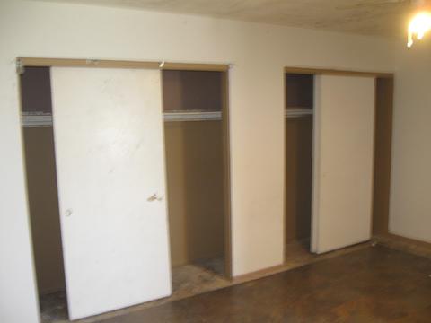 8035 W Mackenzie Dr, Phoenix, AZ 85033 photo 16