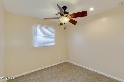 1016 E Desert Ln, Phoenix, AZ 85042 photo 12
