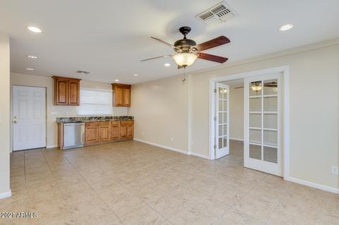 1016 E Desert Ln, Phoenix, AZ 85042 photo 4