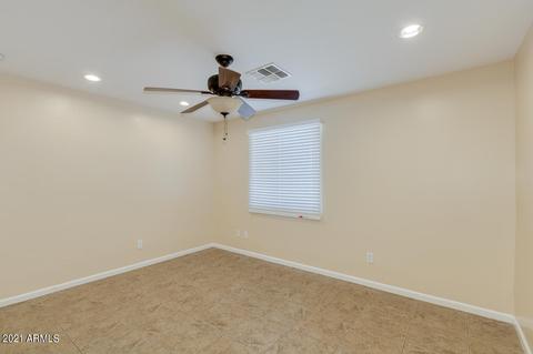 1016 E Desert Ln, Phoenix, AZ 85042 photo 8