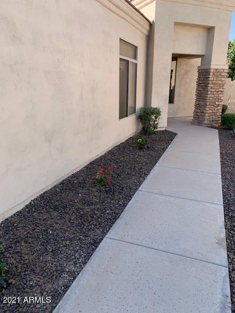 2120 E Beautiful Ln, Phoenix, AZ 85042 photo 2