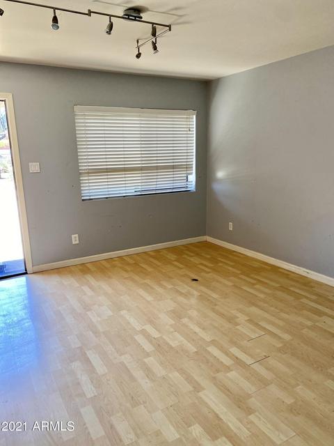 310 W Earll Dr #106, Phoenix, AZ 85013 photo 10
