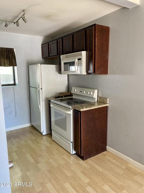 310 W Earll Dr #106, Phoenix, AZ 85013 photo 7