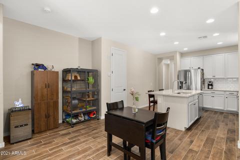 3724 E Valencia Dr, Phoenix, AZ 85042 photo 9