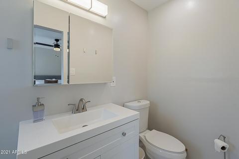 4645 E Almeria Rd, Phoenix, AZ 85008 photo 25