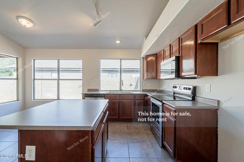 1792 E Morgan Dr, Gilbert, AZ 85295 photo 8