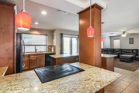 28005 N 23rd Dr, Phoenix, AZ 85085 photo 9