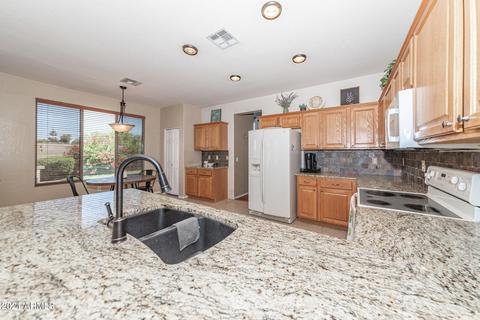 3322 E Red Oak Ln, Gilbert, AZ 85297 photo 11