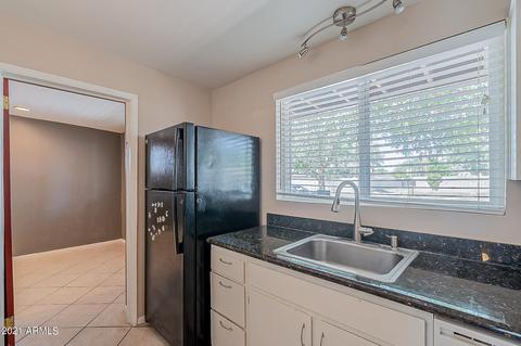 3843 N 49th Pl, Phoenix, AZ 85018 photo 15