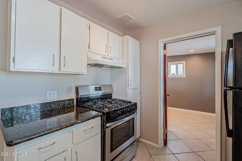 3843 N 49th Pl, Phoenix, AZ 85018 photo 16