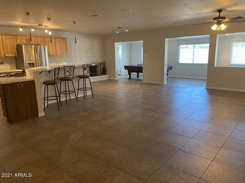 2802 E Turquoise Dr, Phoenix, AZ 85028 photo 2